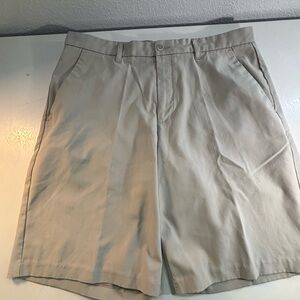 Ashworth Men's Beige Flat Front Shorts